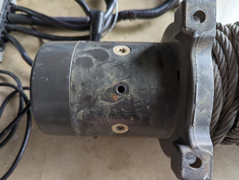missing ground bolt